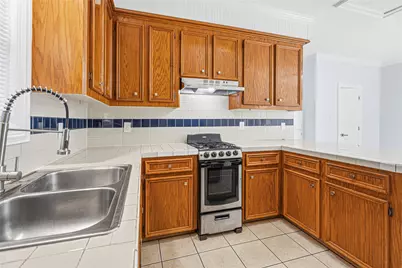7839 Goode Street #B, Houston, TX 77012 - Photo 2