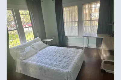 122 Bedford Street, Houston, TX 77012 - Photo 2