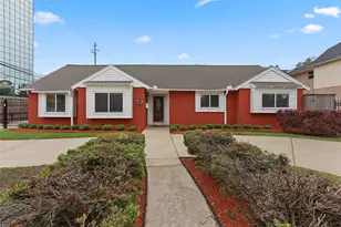 12303 Barryknoll Ln, Houston, TX 77024 - Photo 2
