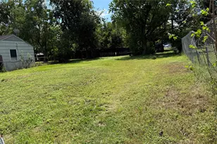 5014 Northridge Dr, Houston, TX 77033 - Photo 1