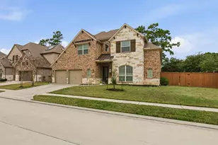 16927 Burke Lake Ln, Houston, TX 77044 - Photo 2