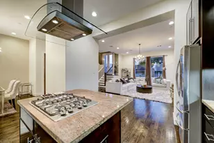 2022 Converse St, Houston, TX 77006 - Photo 8