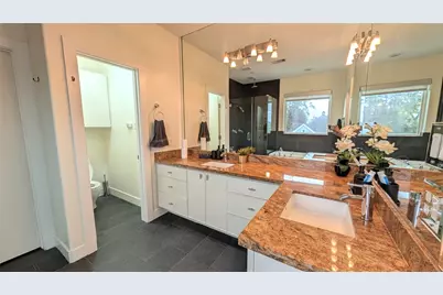 2022 Converse Street, Houston, TX 77006 - Photo 14