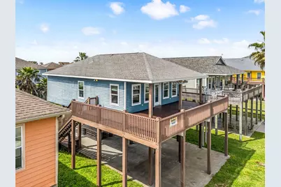 871 Surfview, Crystal Beach, TX 77650 - Photo 2