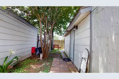 11027 Oakcenter Drive, Houston, TX 77072 - Photo 36