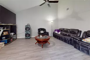 11027 Oakcenter Dr, Houston, TX 77072 - Photo 48