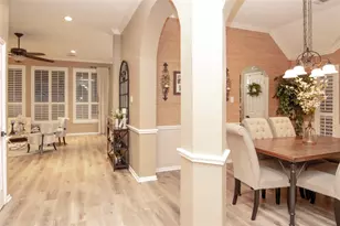 10926 Oakwood Dr, La Porte, TX 77571 - Photo 6