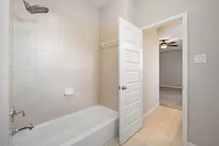 4030 Brookfield Run Ln, Sugar Land, TX 77479 - Photo 32