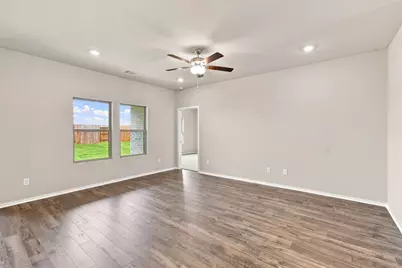 6719 Pebble Bluff Court, Cove, TX 77523 - Photo 14