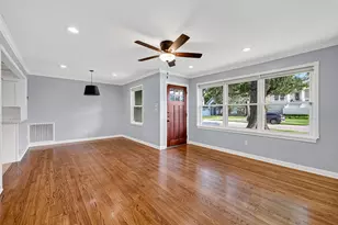 2231 Saxon Dr, Houston, TX 77018 - Photo 6