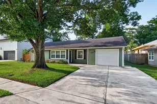 2231 Saxon Dr, Houston, TX 77018 - Photo 2