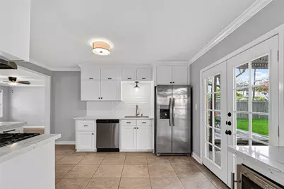 2231 Saxon Drive, Houston, TX 77018 - Photo 14