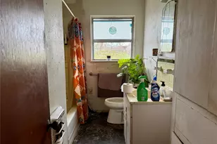 4725 Carleen Rd, Houston, TX 77092 - Photo 10