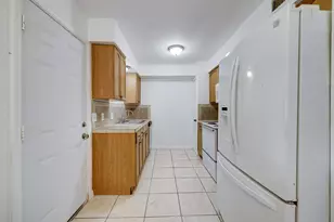 5906 Golden Forest Dr, Houston, TX 77092 - Photo 8