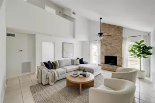 5906 Golden Forest Dr, Houston, TX 77092 - Photo 2
