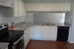 9414 Westacre Pl, Houston, TX 77083 - Photo 10