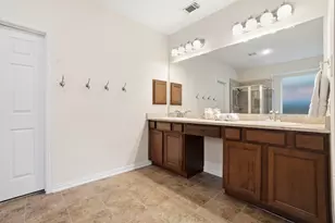 23 Frontera Cir, The Woodlands, TX 77382 - Photo 20