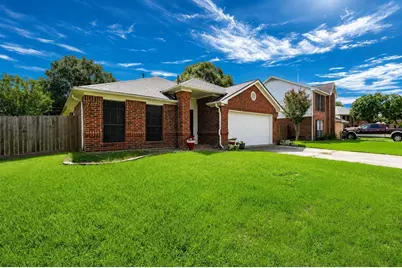 4525 Allegro Drive, Seabrook, TX 77586 - Photo 1