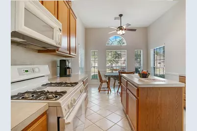 25710 Bearborough Drive, Spring, TX 77386 - Photo 18