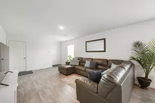 327 Road 5138 Rd, Cleveland, TX 77327 - Photo 8