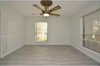 2711 Williamsburg Drive, Dickinson, TX 77539 - Photo 20