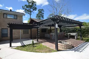2711 Williamsburg Dr, Dickinson, TX 77539 - Photo 46
