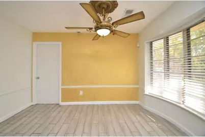2711 Williamsburg Drive, Dickinson, TX 77539 - Photo 16