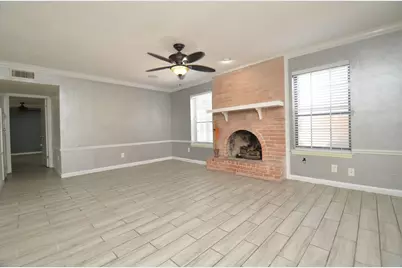 2711 Williamsburg Drive, Dickinson, TX 77539 - Photo 10