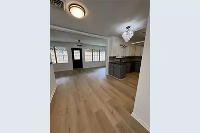 612 Sunset Lane, La Marque, TX 77568 - Photo 12