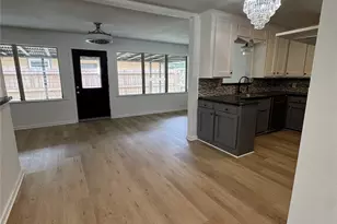 612 Sunset Ln, La Marque, TX 77568 - Photo 12