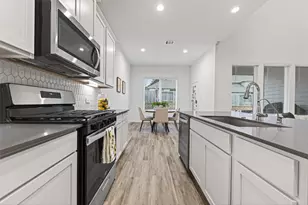 1610 Happy Vly St, Montgomery, TX 77316 - Photo 14