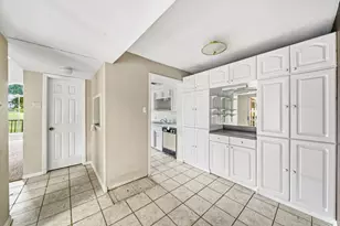 2236 Par Ln, Richmond, TX 77469 - Photo 8
