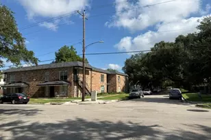 121 E 12th St, Houston, TX 77008 - Photo 22