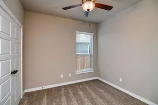 9896 Grosbeak Ln, Magnolia, TX 77354 - Photo 14
