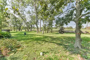 316 St Cloud Dr, Friendswood, TX 77546 - Photo 42