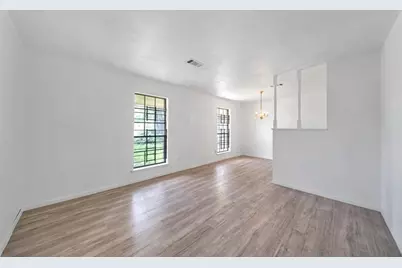 8447 Sterlingshire Street, Houston, TX 77078 - Photo 22