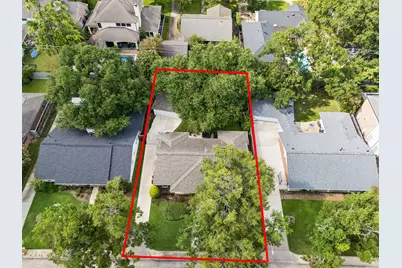 7902 Burgoyne Road, Houston, TX 77063 - Photo 32