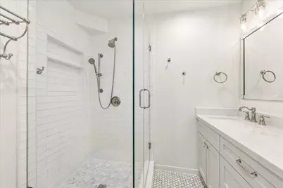 7902 Burgoyne Road, Houston, TX 77063 - Photo 22