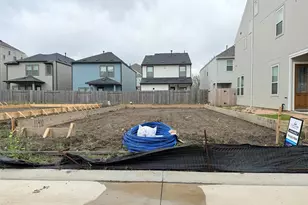 11410 Velvet Fld Dr, Houston, TX 77047 - Photo 2