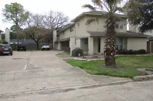 10834 A Sugar Hill Dr, Houston, TX 77042 - Photo 20