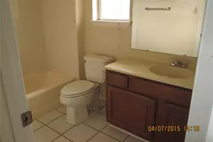 10834 A Sugar Hill Dr, Houston, TX 77042 - Photo 14