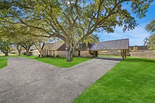 1412 Briar Ln, Wharton, TX 77488 - Photo 4