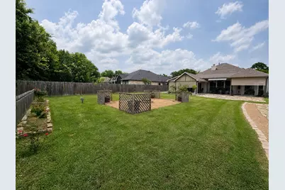 33039 Lois Lane, Magnolia, TX 77354 - Photo 6
