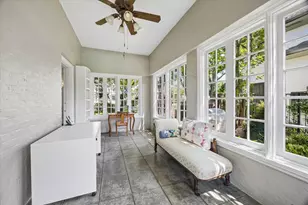 220 Westmoreland St, Houston, TX 77006 - Photo 10
