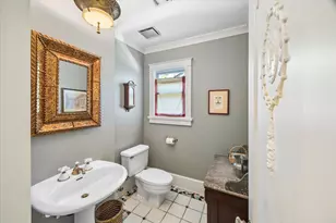 220 Westmoreland St, Houston, TX 77006 - Photo 22