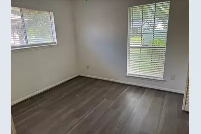 9330 Tooley Drive, Houston, TX 77031 - Photo 2