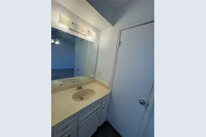 9330 Tooley Drive, Houston, TX 77031 - Photo 10