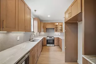 2606 Nantucket Dr, Houston, TX 77057 - Photo 4