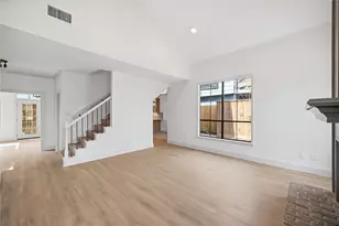 2606 Nantucket Dr, Houston, TX 77057 - Photo 10
