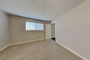16 W Bigelow Oak Ct, The Woodlands, TX 77381 - Photo 4